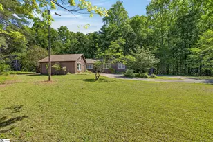 306 Hamby Dr, Mauldin, SC 29607 - Photo 3