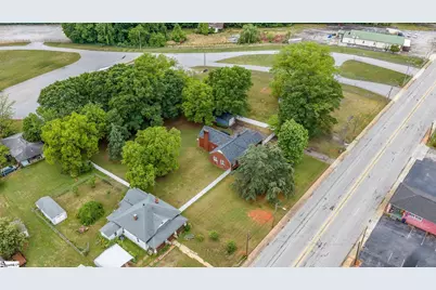 709 W Main Street, Pickens, SC 29671 - Photo 39