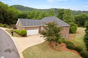9 Belle Terre Ct, Greenville, SC 29609 - Photo 3