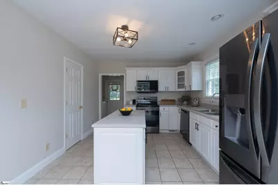 117 Taylors Road, Taylors, SC 29687 - Photo 9