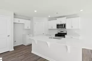 237 Deskin Ln, Fountain Inn, SC 29644 - Photo 11