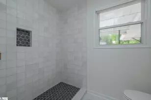 2 Buckhorn Dr, Greenville, SC 29609 - Photo 23