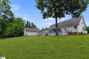 205 Stonewood Dr, Greenwood, SC 29649 - Photo 25