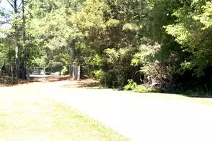 205 Stonewood Dr, Greenwood, SC 29649 - Photo 27