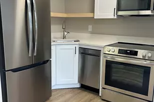 2530 E North St, Greenville, SC 29615 - Photo 3