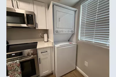 2530 E North Street #Unit 8L, Greenville, SC 29615 - Photo 7