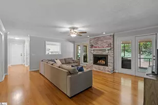 40 Bald Rock Dr, Greenville, SC 29609 - Photo 9