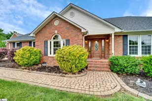 506 Silver Ridge Dr, Greer, SC 29651 - Photo 1