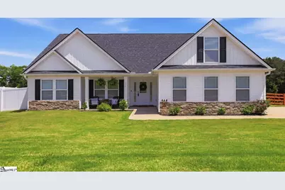 142 Peachtree Road, Boiling Springs, SC 29316 - Photo 1