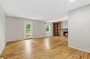 111 Village Ct, Greer, SC 29651 - Photo 3