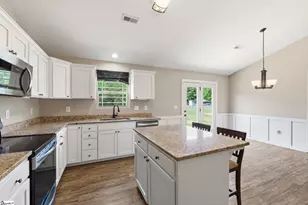 285 Metric Rd, Laurens, SC 29630 - Photo 11