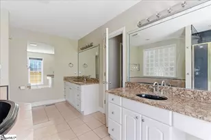 212 Watersedge Dr, Boiling Springs, SC 29316 - Photo 11