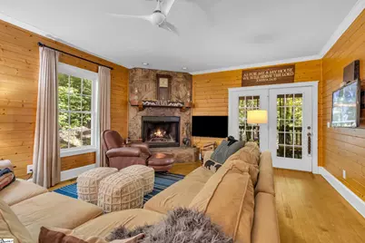 512 Cliff Ridge Drive, Cleveland, SC 29635 - Photo 3