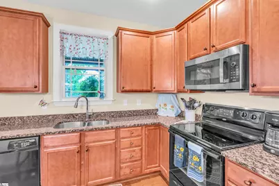 220 Catskill Drive, Taylors, SC 29687 - Photo 7