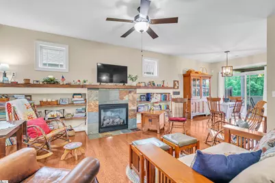 220 Catskill Drive, Taylors, SC 29687 - Photo 3