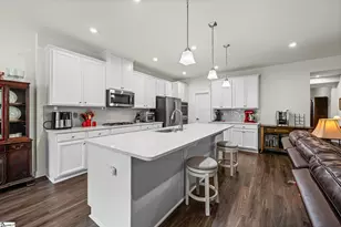 104 Mohegan Wy, Greenville, SC 29607 - Photo 5