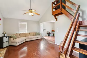 713 Jameson Rd, Easley, SC 29640 - Photo 3