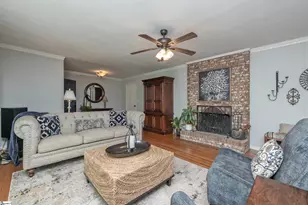 310 Beechwood Dr, Greer, SC 29651 - Photo 7