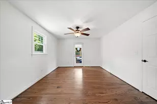 219 Sycamore Dr, Greenville, SC 29607 - Photo 9