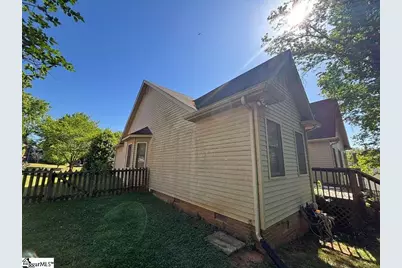 106 Meadowinds Drive, Spartanburg, SC 29306 - Photo 3