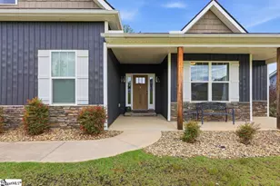 8 Judge Looper Ct, Travelers Rest, SC 29690 - Photo 3