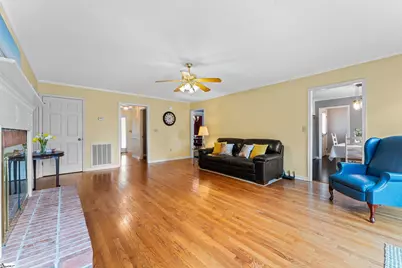 121 Sun Chase Drive, Easley, SC 29642 - Photo 9