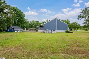 144 Spring Rd, Laurens, SC 29360 - Photo 37