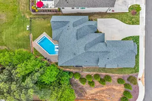 201 Chestnut Pond Ln, Simpsonville, SC 29681 - Photo 3