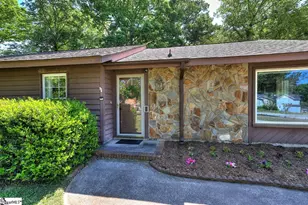 8 Rising Sun Ct, Taylors, SC 29687 - Photo 3