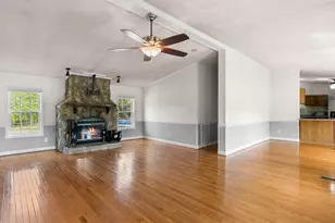 327 Emily Ln, Piedmont, SC 29673 - Photo 3