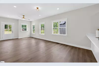 316 W Caroline Street, Greenville, SC 29611 - Photo 13