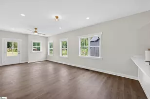 316 W Caroline St, Greenville, SC 29611 - Photo 13