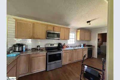 927 Cardinal Drive, Easley, SC 29642 - Photo 13