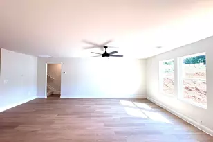 1843 Memorial Dr Ext, Greer, SC 29651 - Photo 11