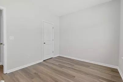 221 White Fields Avenue, Fountain Inn, SC 29644 - Photo 5