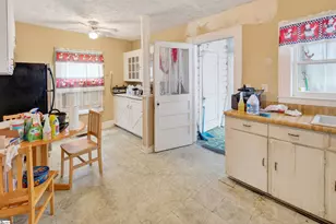 119 Kelly St, Laurens, SC 29360 - Photo 7