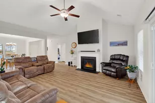 217 Pilcher Dr, Piedmont, SC 29673 - Photo 3