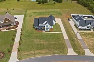402 Old Batson Rd, Taylors, SC 29687 - Photo 45