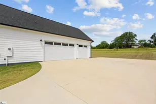 402 Old Batson Rd, Taylors, SC 29687 - Photo 43