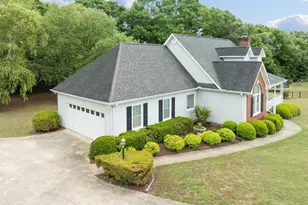 320 Huddersfield Dr, Piedmont, SC 29673 - Photo 3