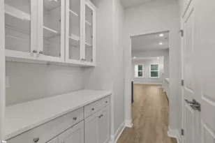 335 Goldenrod Ct, Seneca, SC 29678 - Photo 7