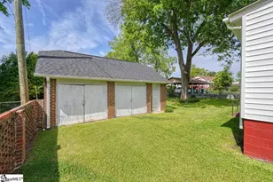 203 E South St, Union, SC 29379 - Photo 33