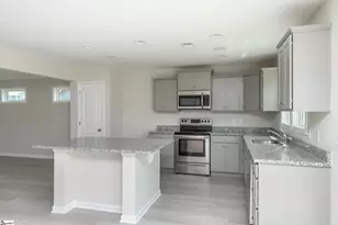 105 Bruinen Dr, Fountain Inn, SC 29644 - Photo 3