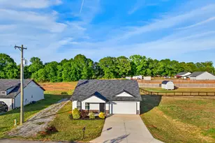 420 Cemetery Rd, Cowpens, SC 29330 - Photo 33