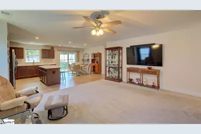 688 Hardwood Drive, Boiling Springs, SC 29316 - Photo 9