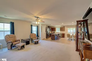 688 Hardwood Dr, Boiling Springs, SC 29316 - Photo 7