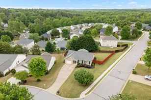 2 Reid Valley Ct, Taylors, SC 29687 - Photo 3