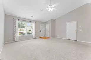 2 Reid Valley Ct, Taylors, SC 29687 - Photo 5