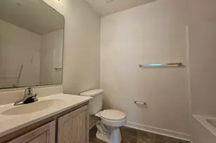 142 University Village Dr, Central, SC 29630 - Photo 11