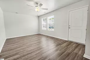 641 Blossom Run Dr, Spartanburg, SC 29307 - Photo 7
